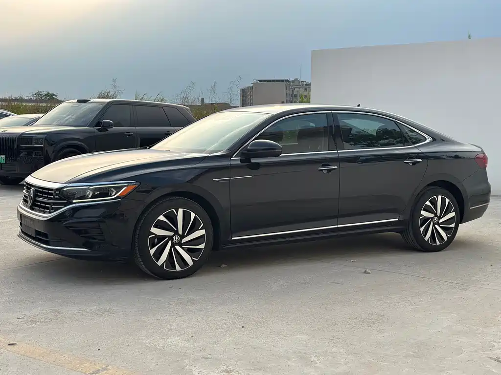  Passat Facelift 330TSI Luxury Edition