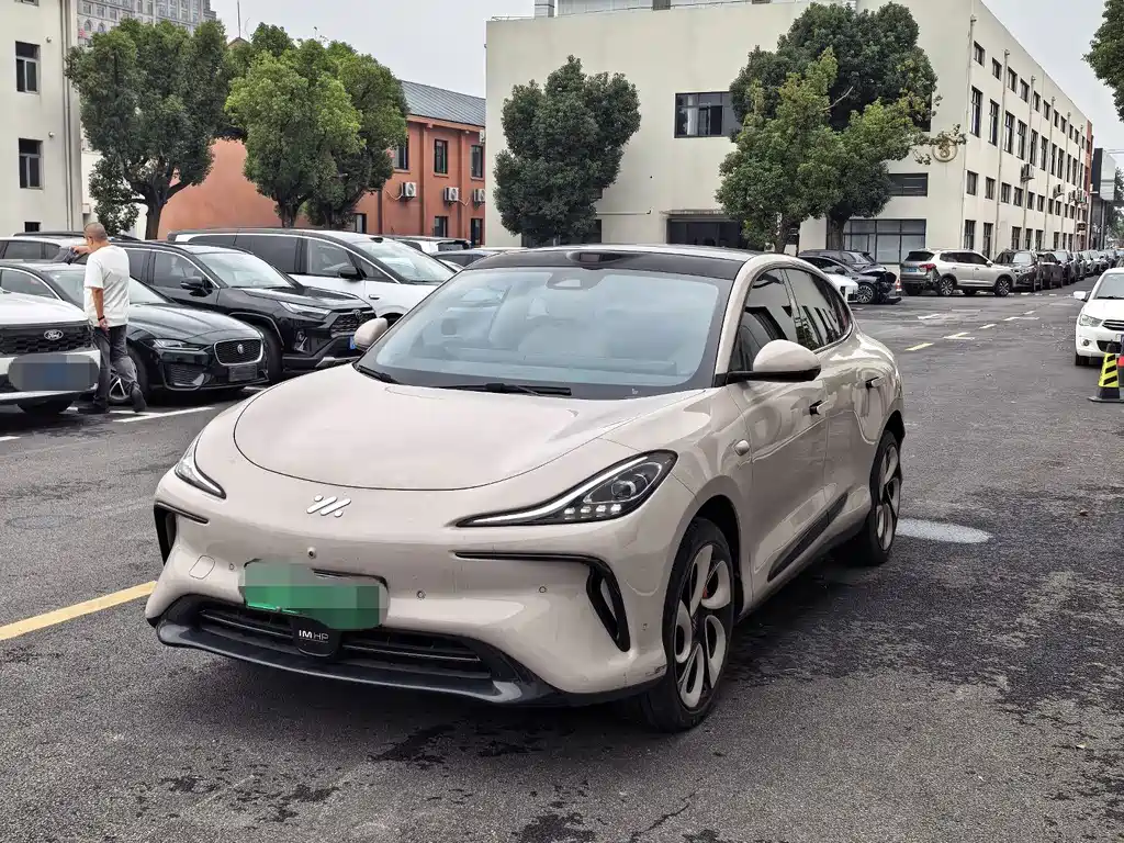 Электромобиль IM LS6 Max Standard Edition (2024)