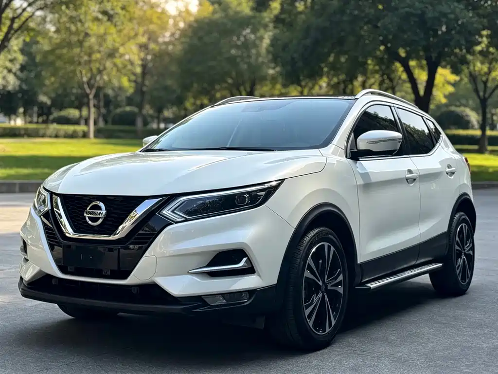  Qashqai 2.0L CVT Luxury Edition
